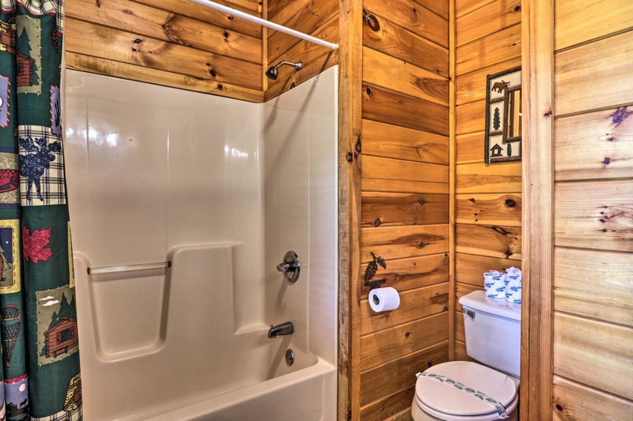 Pigeon Forge Getaway With Covered Patio And Hot Tub! Buitenkant foto