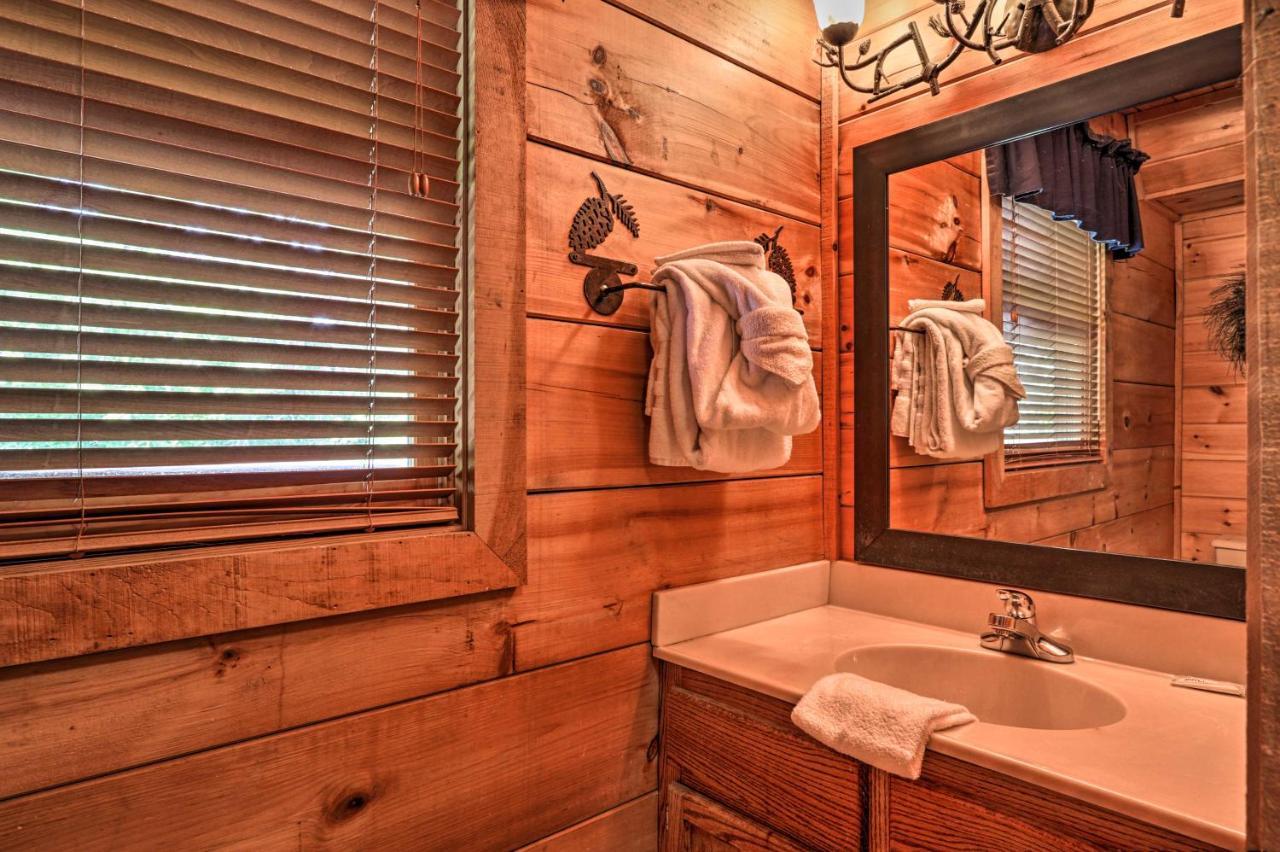 Pigeon Forge Getaway With Covered Patio And Hot Tub! Buitenkant foto